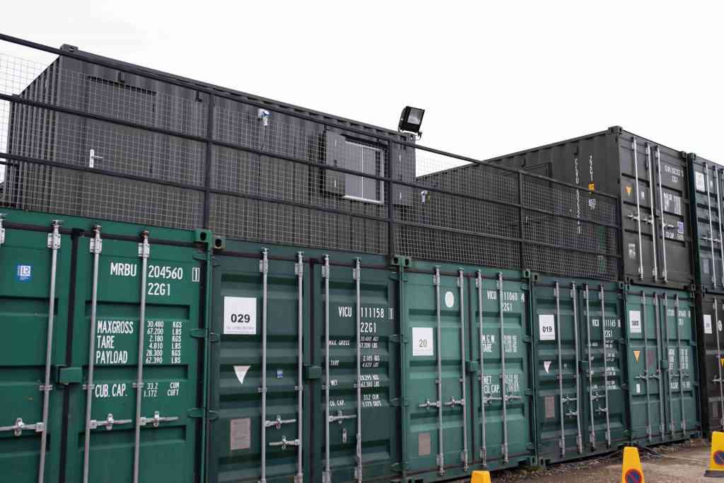 Jennings Containers & Storage storage facility in 50 Monument Business Park, Chalgrove, Shire, Oxford, UK - Image 2
