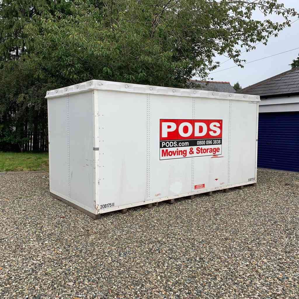PODS Moving and Storage storage facility in Bennett Street, Manchester, UK - Image 7