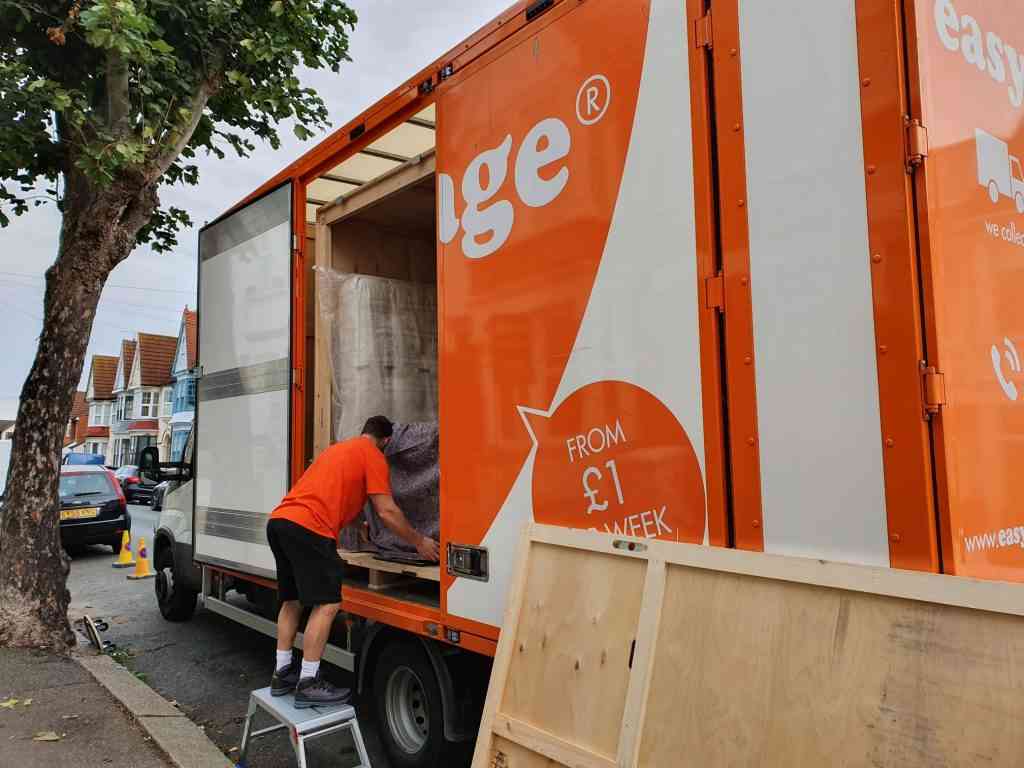 easyStorage Eastbourne storage facility in W H Smith Ltd, 110 Terminus Road, Eastbourne, East Sussex - Image 5