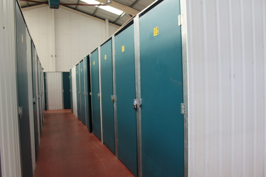 Western Self Storage Limited storage facility in Phoenix Trading Estate, London Road, Thrupp, Gl5 2bx, Stroud, UK - Image 7