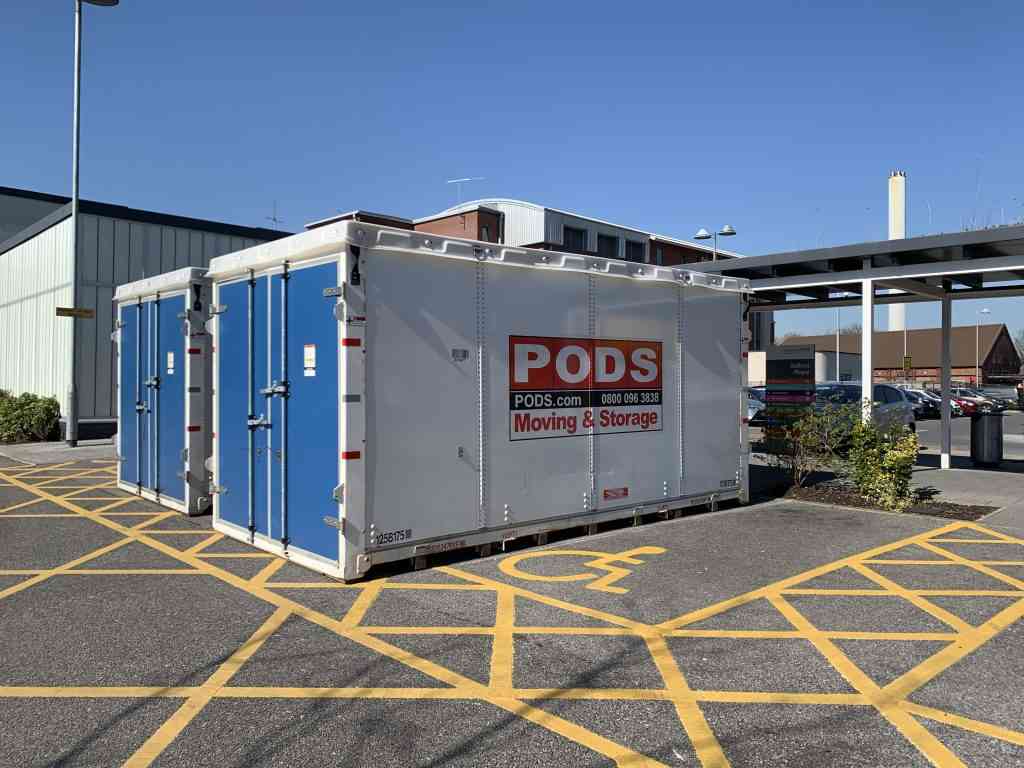 PODS Moving and Storage storage facility in Bennett Street, Manchester, UK - Image 6