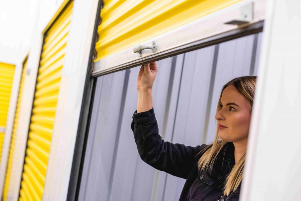 Storage World - Hale Barns & Wilmslow storage facility in M90 5ad, Altrincham, UK - Image 4
