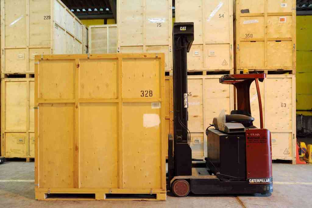Express Removals Worldwide Ltd storage facility in Unit G, Rastrum Ltd, Harbour Road, East Sussex, Rye, UK - Image 3