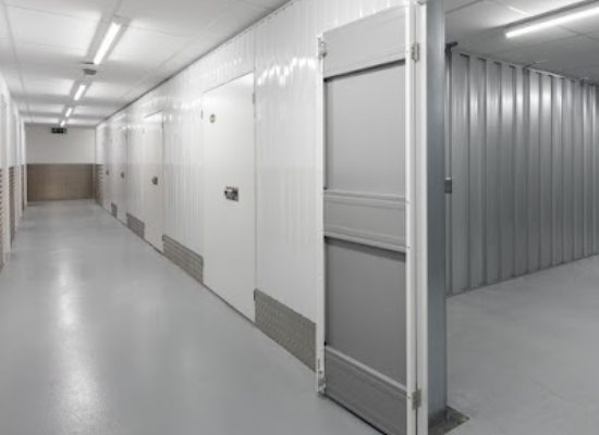SureStore Stevenage storage facility in Stevenage Retail Park London Road, Stevenage, SG1 1XZ, United Kingdom - Image 2
