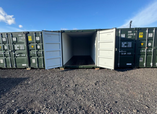 KWIKSTORE Earlswood a storage company in Lyndons Farm, Poolhead Lane, Earlswood, Solihull, West Midlands, B94 5ES